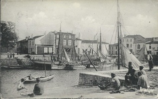 lile-de-re-coin-de-port-a-la-flotte-1950-13259