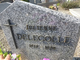 DELECOLLE Julienne Inhumation