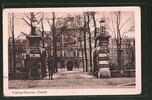 AK-Utrecht-Vesting-Kazerne-Eingang