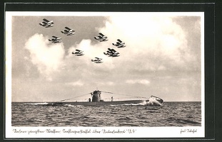 AK-Fliegerstaffel-ueber-dem-U-Boot-U9