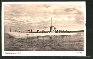 AK-U-Boot-U7-auf-Probefahrt