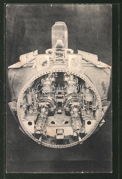 AK-Blick-in-den-Maschinenraum-eines-U-Bootes.jpg