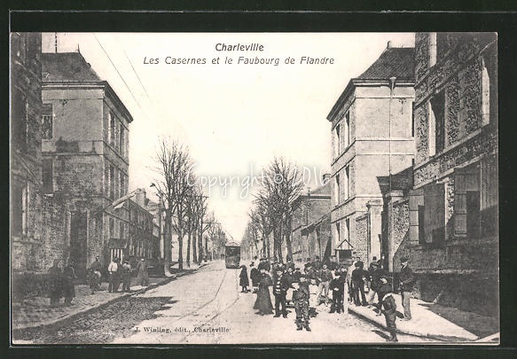 AK-Charleville-Les-Casernes-et-le-Faubourg-de-Flandre.jpg