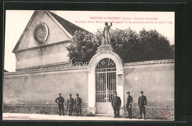 AK-Brienne-le-Chateau-Caserne-Bonaparte-Ancien-Ecole-Militaire.jpg