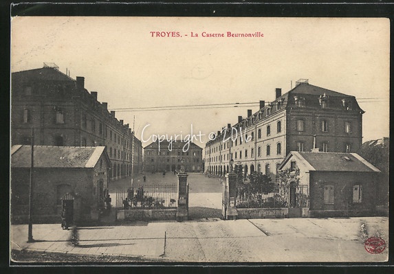 AK-Troyes-La-Caserne-Beurnonville.jpg