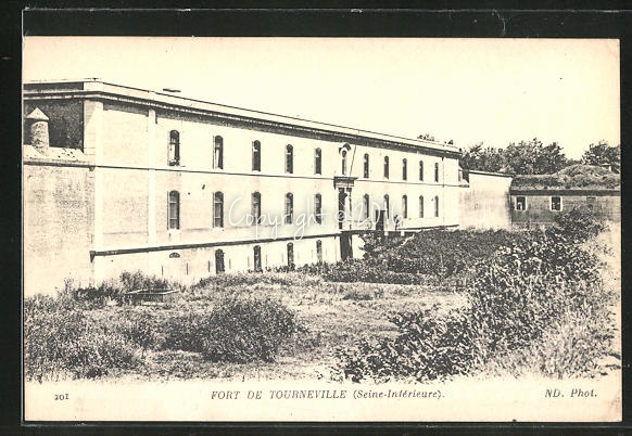 AK-Tourneville-Fort-e-Tourneville-Kaserne.jpg