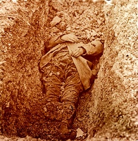 cadavre de soldat cne de Belleville