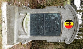 8774951